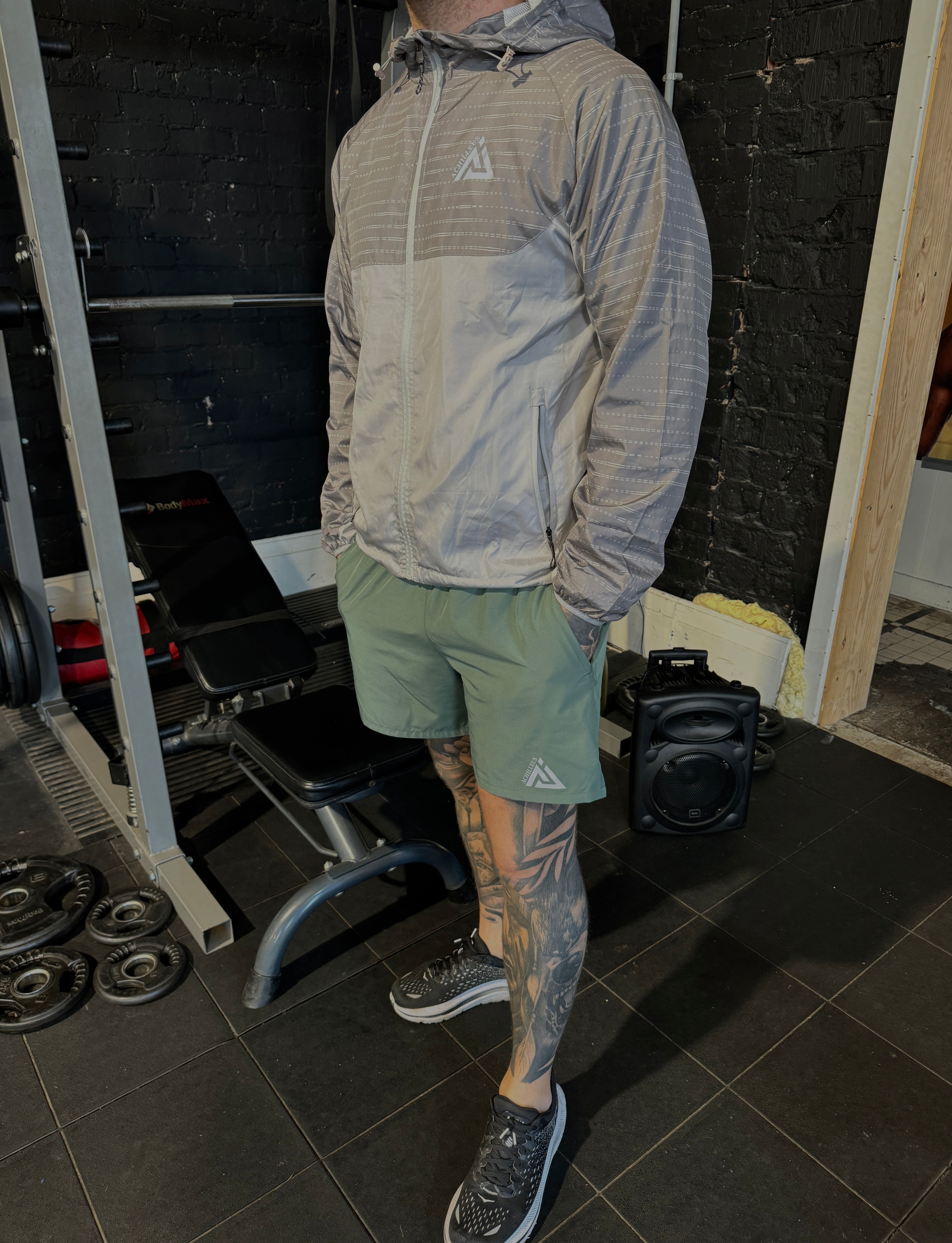 ACHILLEUS TECH WINDBREAKER